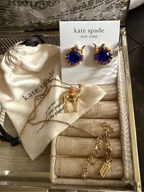 Gold Camel 🐪 Necklace & Blue Multicolor Snake 🐍 Earrings, SPICE THINGS UP